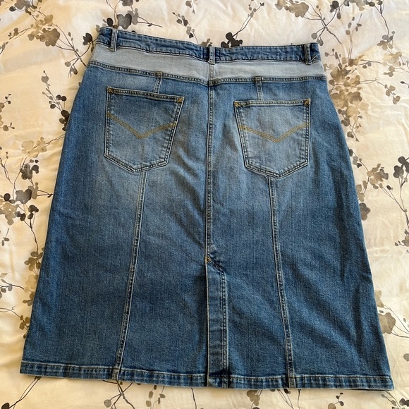 WRAP LONDON BLUE DENIM PATCHWORK A-LINE MIDI SKIRT SZ. 18 - Picture 4 of 11